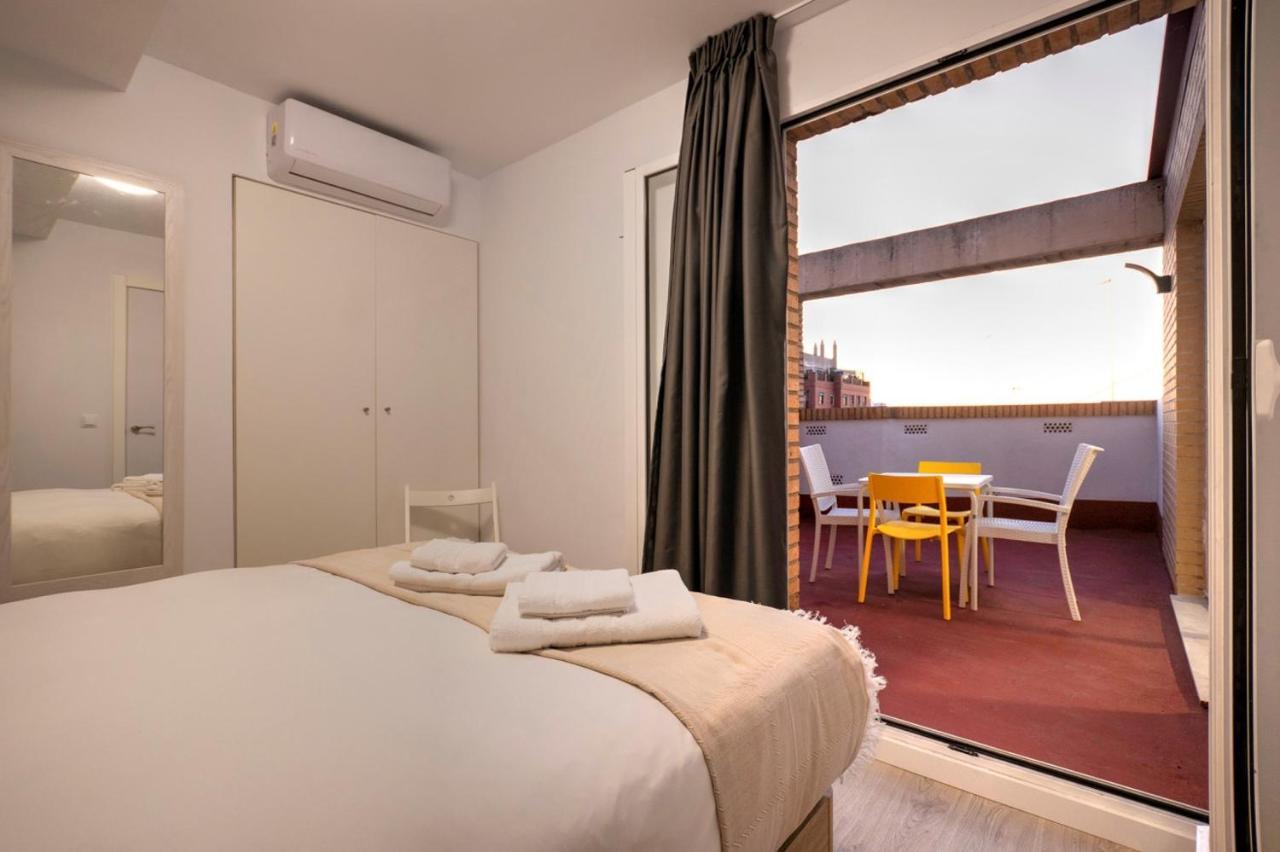 Beds & Breaks - Marina Beach Valencia Exterior photo